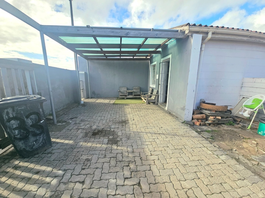 3 Bedroom Property for Sale in Seawinds Western Cape